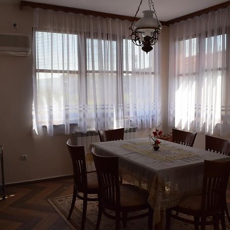 Grande Apartment 사레보 외부 사진